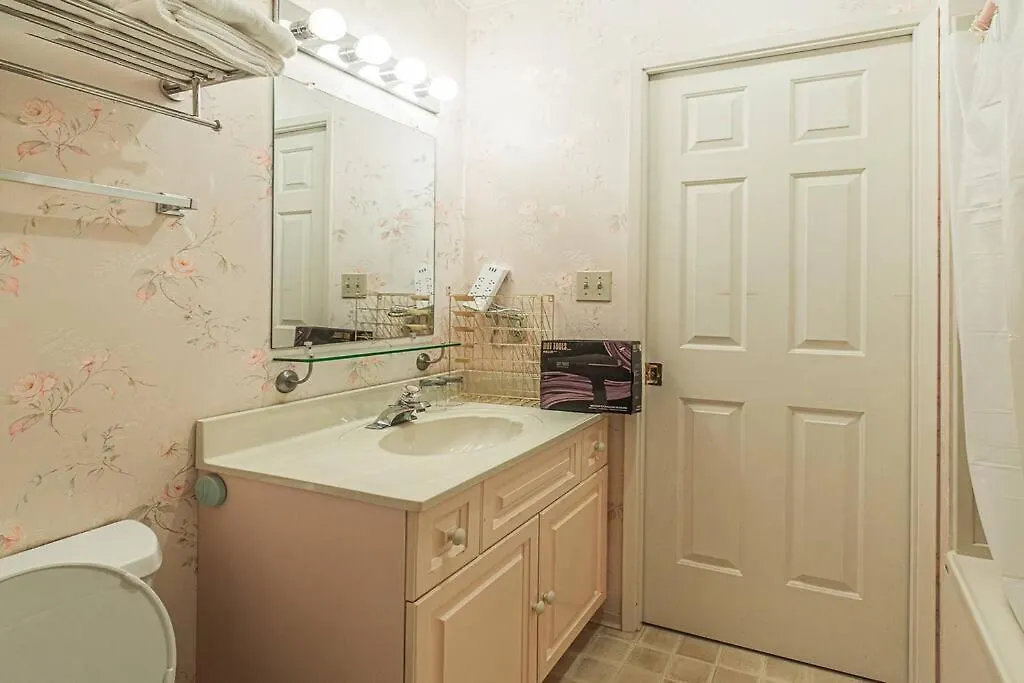 Garden Hotel 3-Bedroom House For Whole Book Richmond